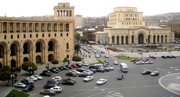 İrəvan təşvişdə: Başqa çarə yoxdur